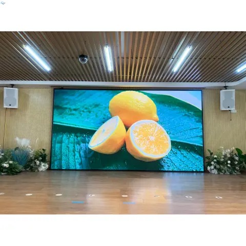 لماذا تعتبر عرض LED شفافًا شائعًا جدًا؟